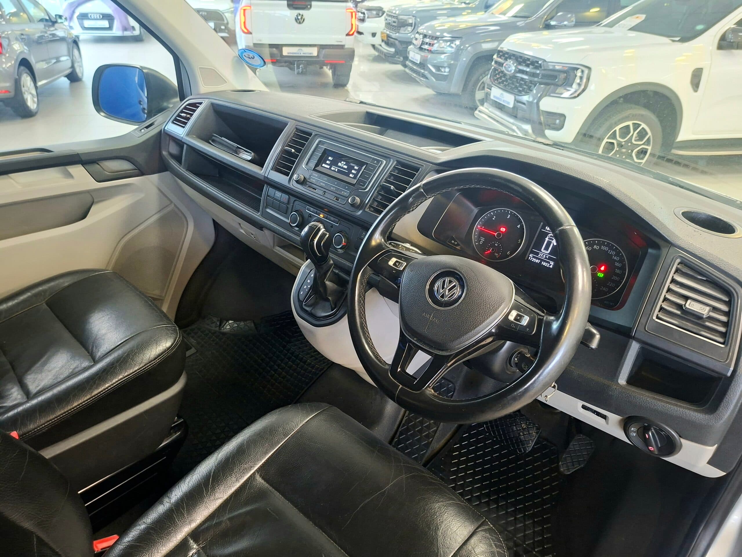 2016 Volkswagen Crew Bus